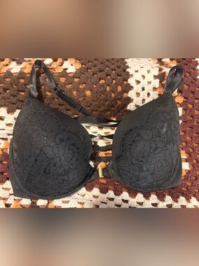 Black and Gold Lace Push-Up Bra